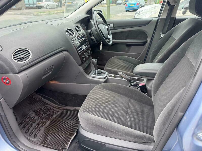 Ford Focus Hatchback 1.6 Zetec Climate 200656 Green #34