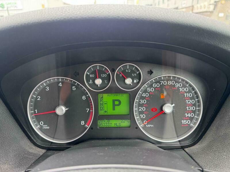 Ford Focus Hatchback 1.6 Zetec Climate 200656 Green #13