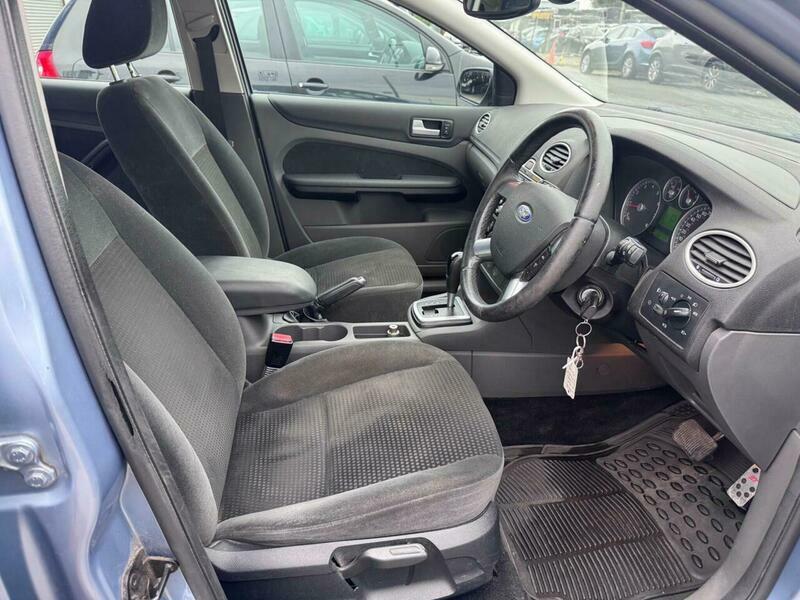 Ford Focus Hatchback 1.6 Zetec Climate 200656 Green #26