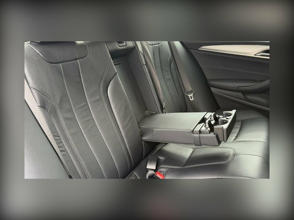 BMW 5 Series Se #8