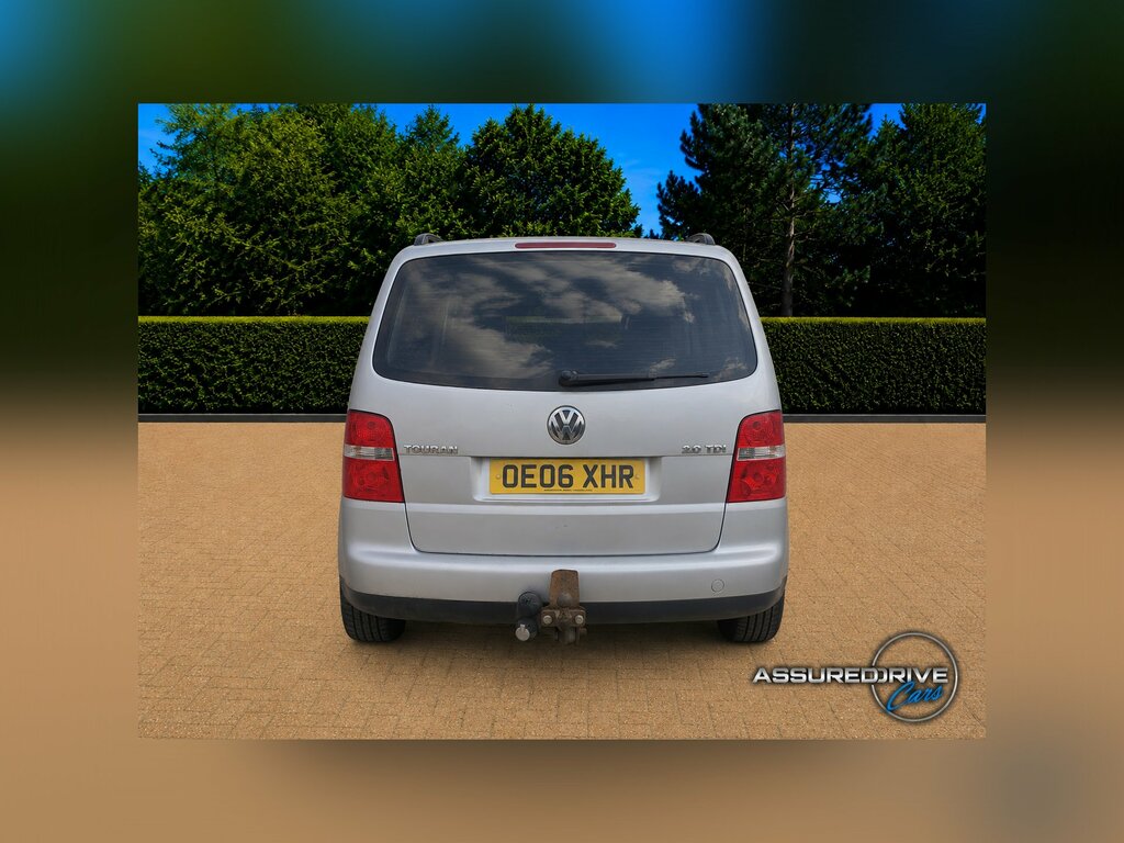 Volkswagen Touran 2.0 Tdi Se Mpv 7 Seats 165 G Silver #4