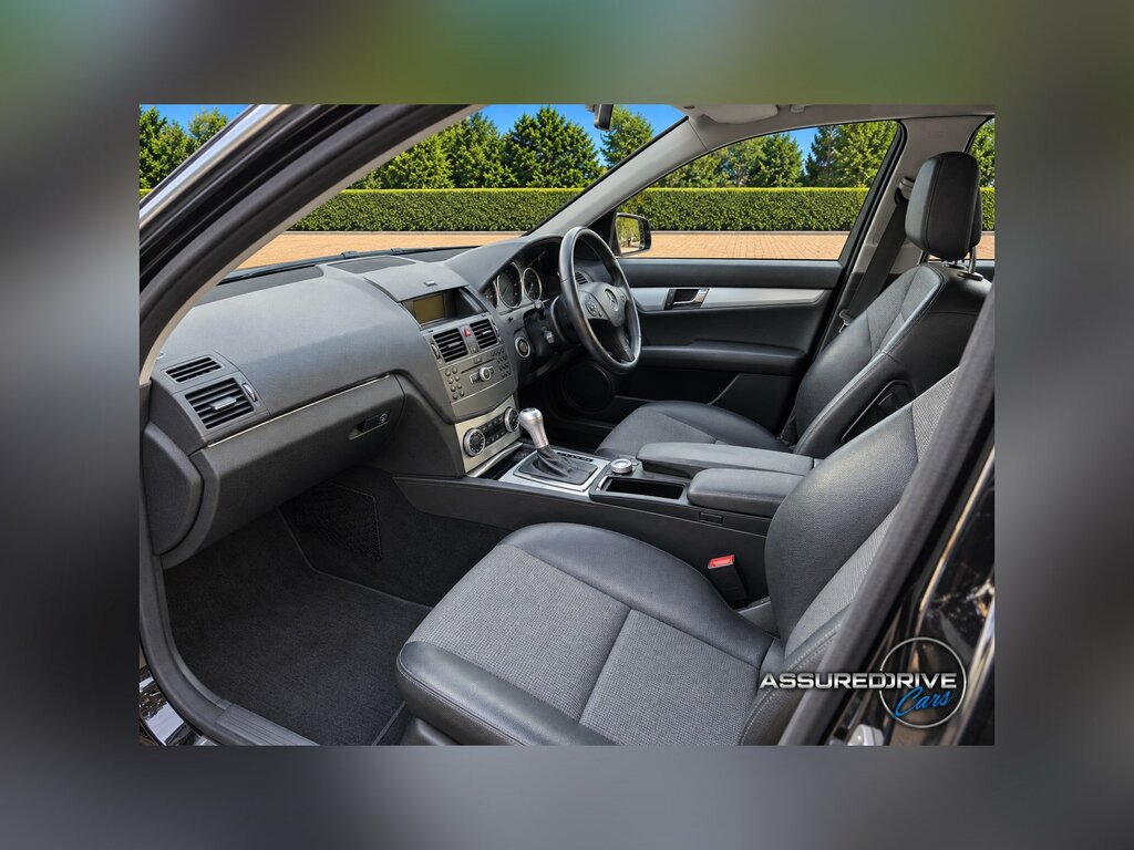 Mercedes-Benz C Class 1.6 C180k Blueefficiency Elegance Saloon Blue #1