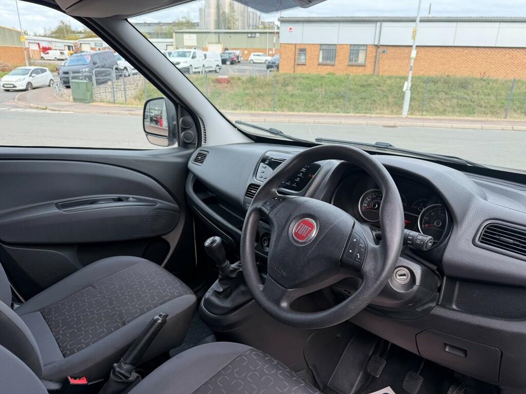 Fiat Doblo Doblo 16V Maxi Multijet II White #17