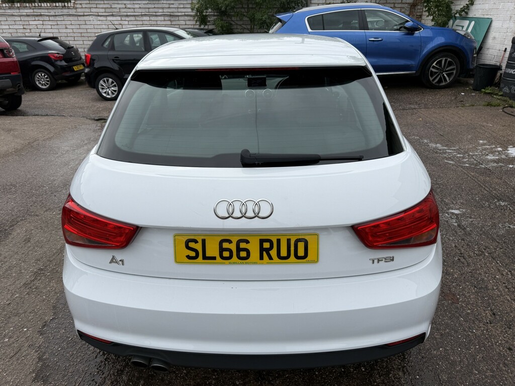 Audi A1 1.4 Tfsi Sport White #4