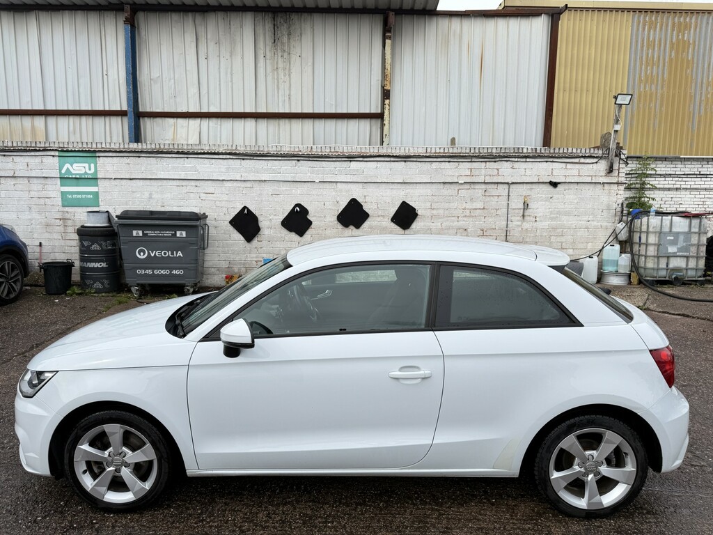 Audi A1 1.4 Tfsi Sport White #6