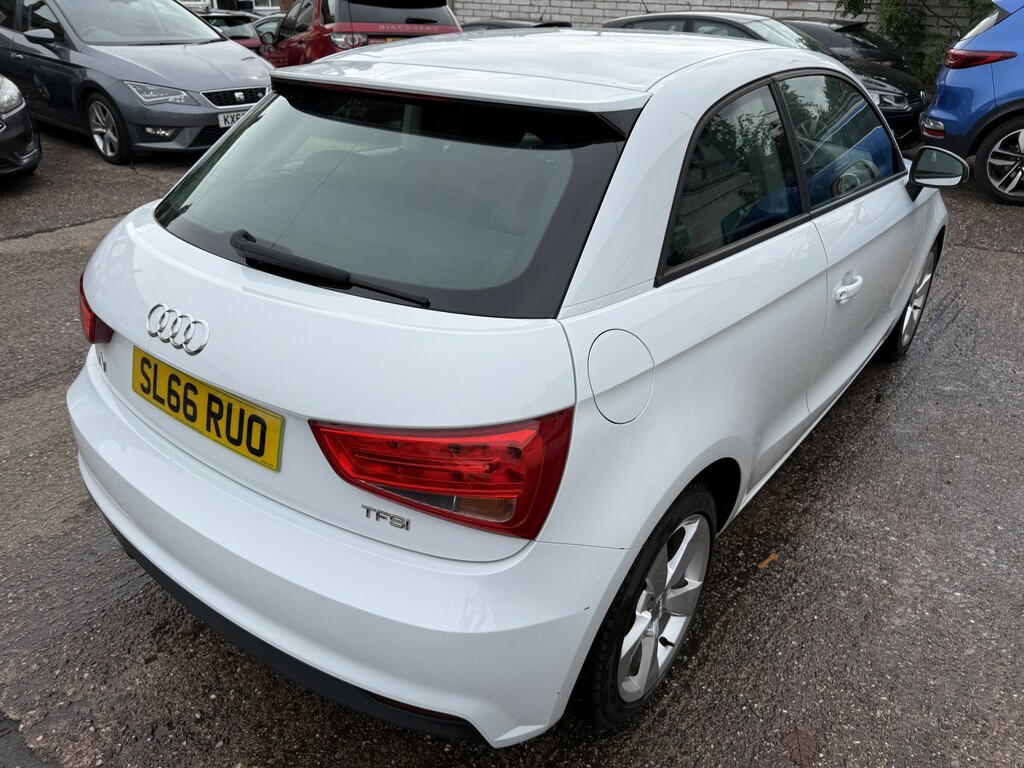 Audi A1 1.4 Tfsi Sport White #3