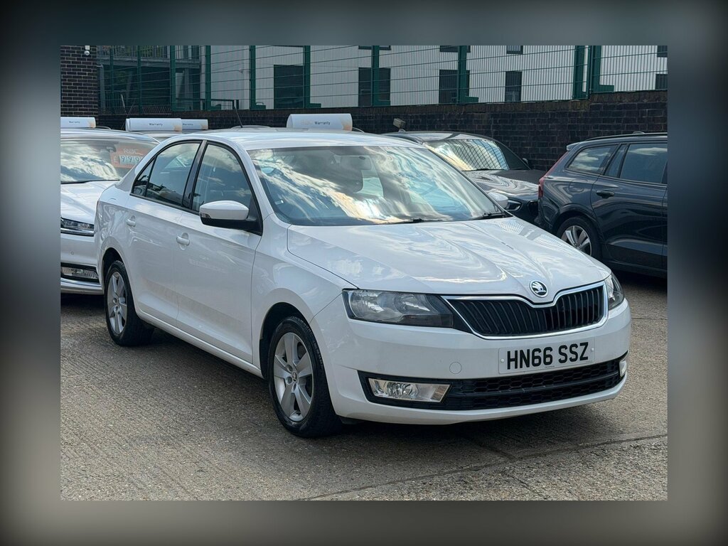 Skoda Rapid 1.6 Tdi Se Euro 6 Ss White #2
