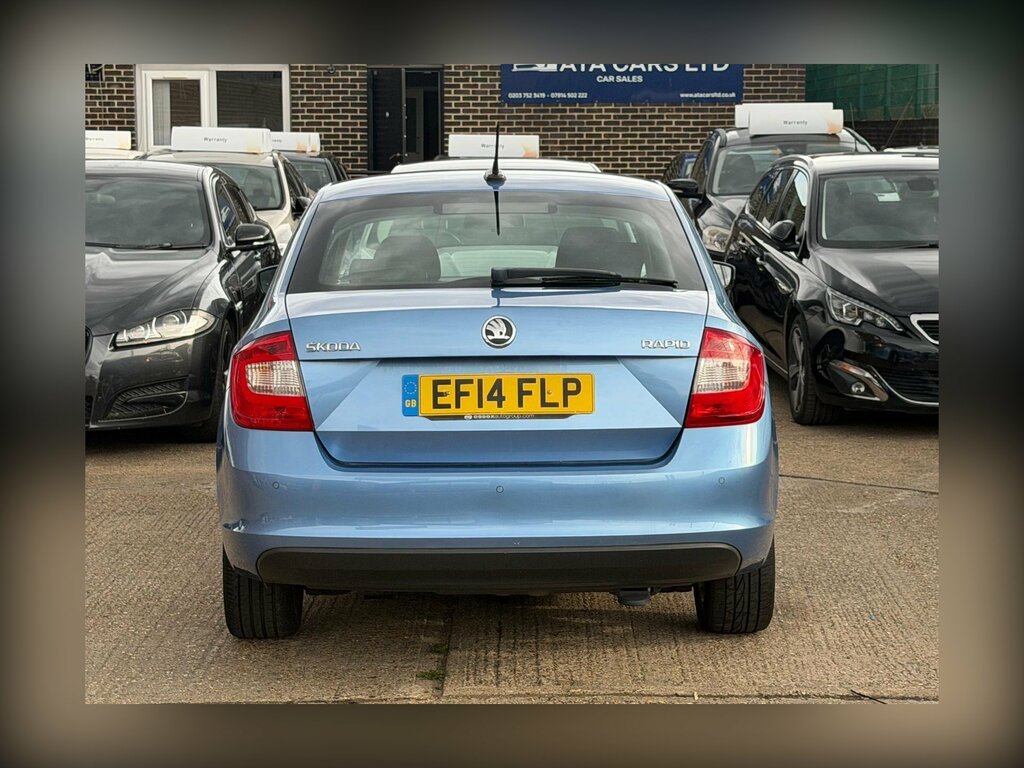 Skoda Rapid 1.6 Tdi Silver #7