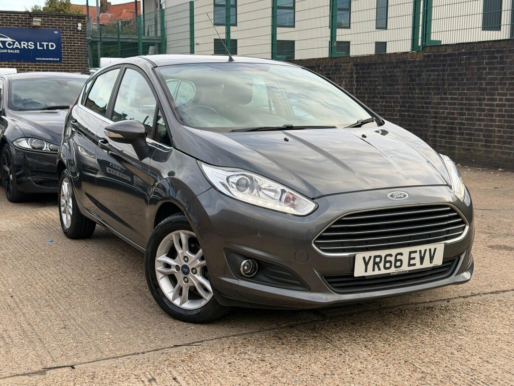 Ford Fiesta 1.5 Tdci Zetec Euro 6 Grey
