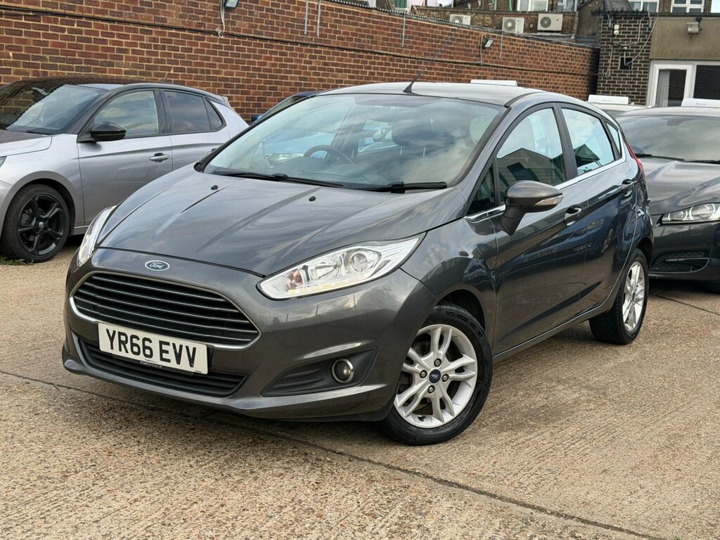 Ford Fiesta 1.5 Tdci Zetec Euro 6 Grey #5