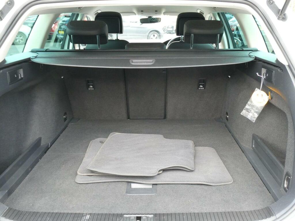 Volkswagen Passat 1.6 Tdi Bluemotion Tech Black #9