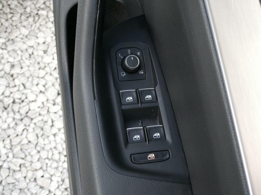 Volkswagen Passat 1.6 Tdi Bluemotion Tech Black #25