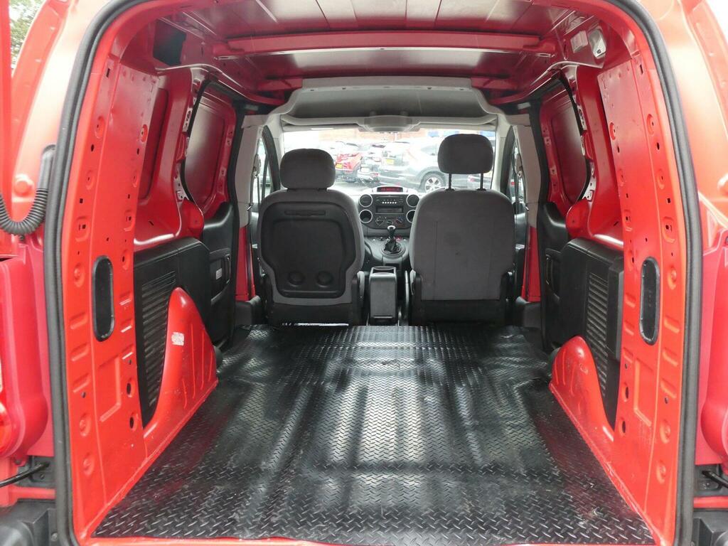 Peugeot Partner 1.6 Hdi 750 S L2 Red #4