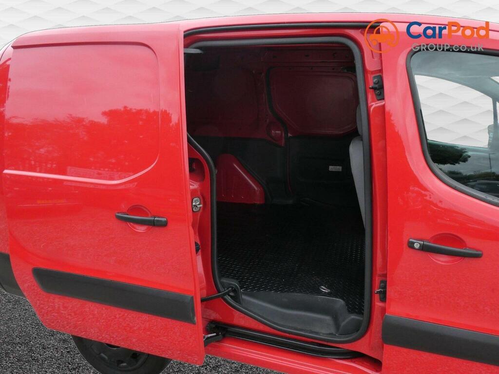 Peugeot Partner Panel Van White #37