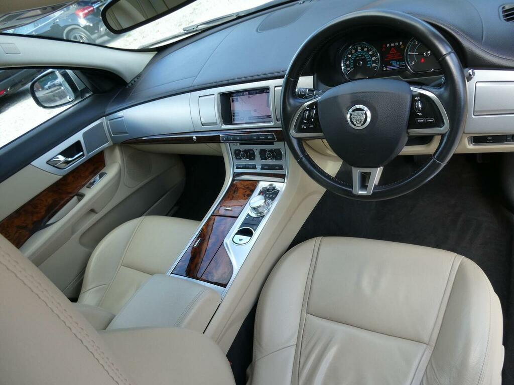 Jaguar XF 2.2D Luxury Euro 5 Ss Gold #2