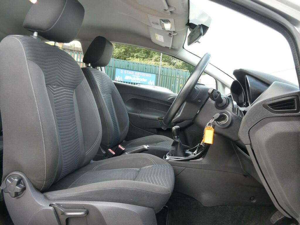 Ford Fiesta 1.25 Zetec Euro 6 Silver #4