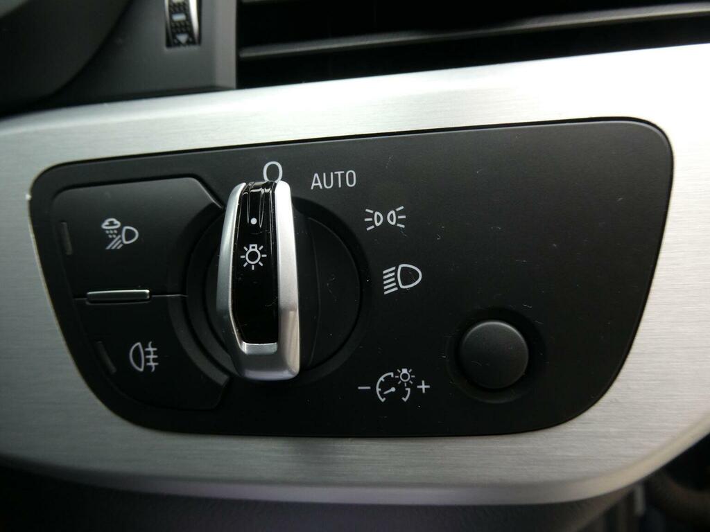 Audi A4 Saloon 2.0 Tfsi S Line S Tronic Euro 6 Ss White #19