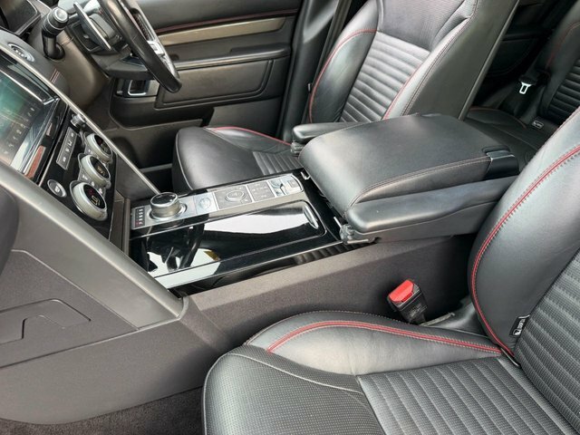 Land Rover Discovery 3 .0 Sdv6 Hse Black #39