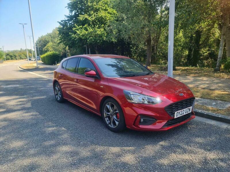 Ford Focus 1.0T Ecoboost St-line Edition Red