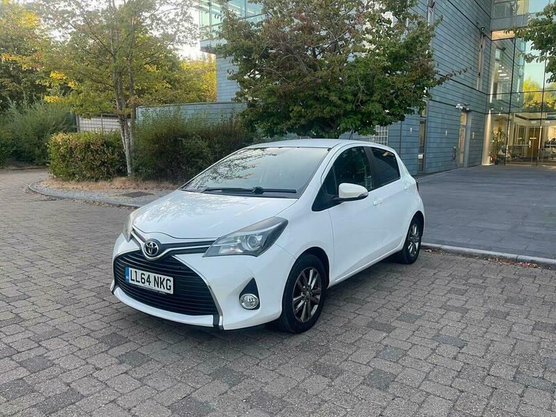 Toyota Yaris 1.0 Vvt-i Icon Euro White