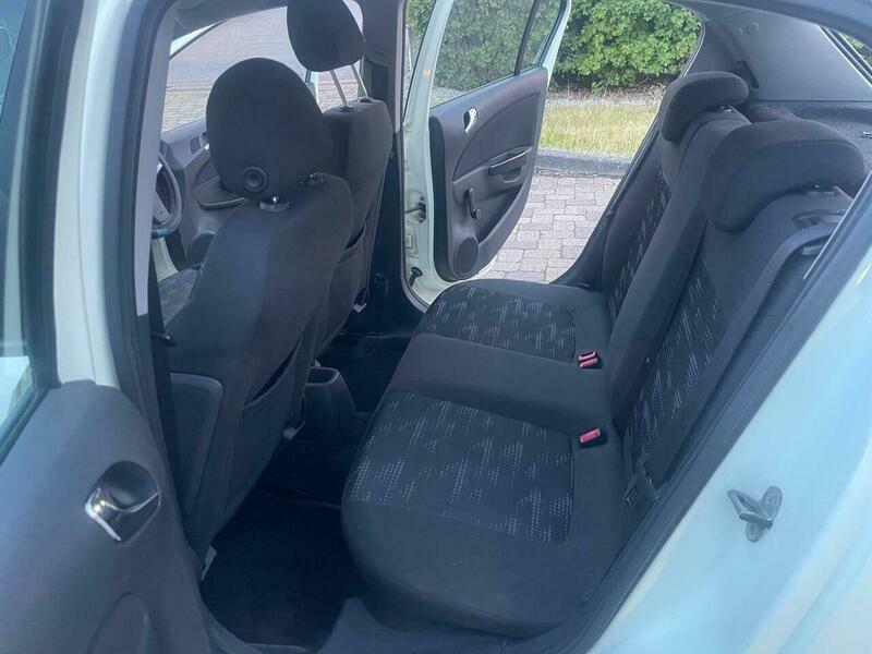 Vauxhall Corsa 1.4 16V Se Euro 5 Yellow #14