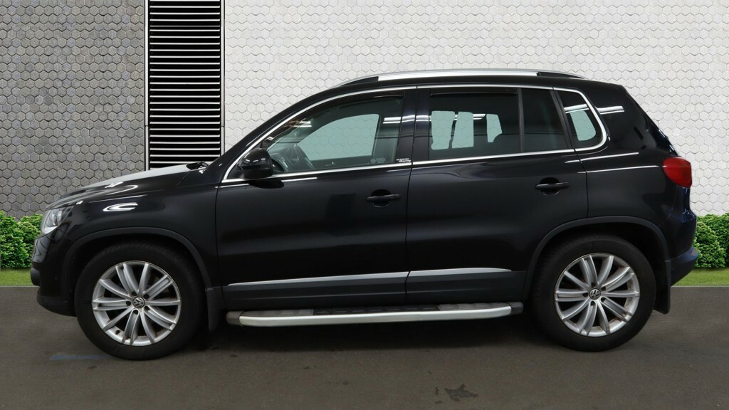 Volkswagen Tiguan 2.0 Tdi Bluemotion Tech Match Edition Black #5