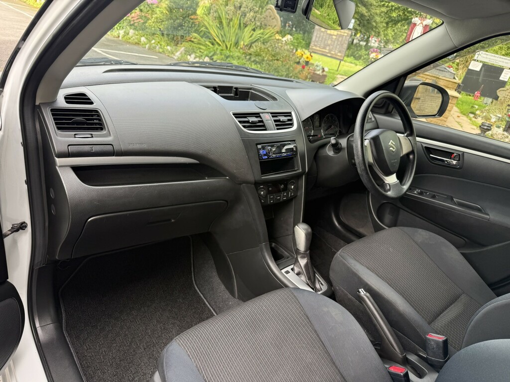 Suzuki Swift 1.6 Sport Nav White #14