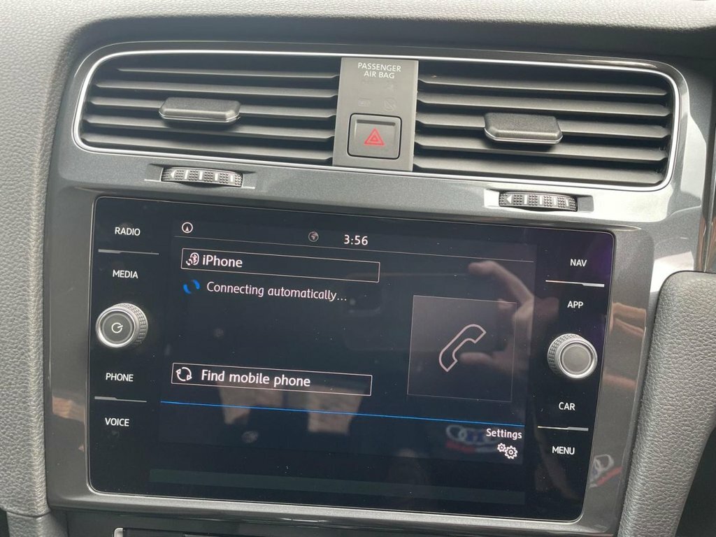 Volkswagen e-Golf 35.8Kwh E-golf Black #12