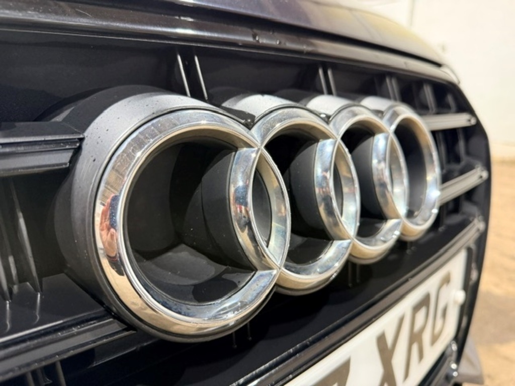 Audi A6 Avant Avant Tdi Quattro Se Executive Black #21