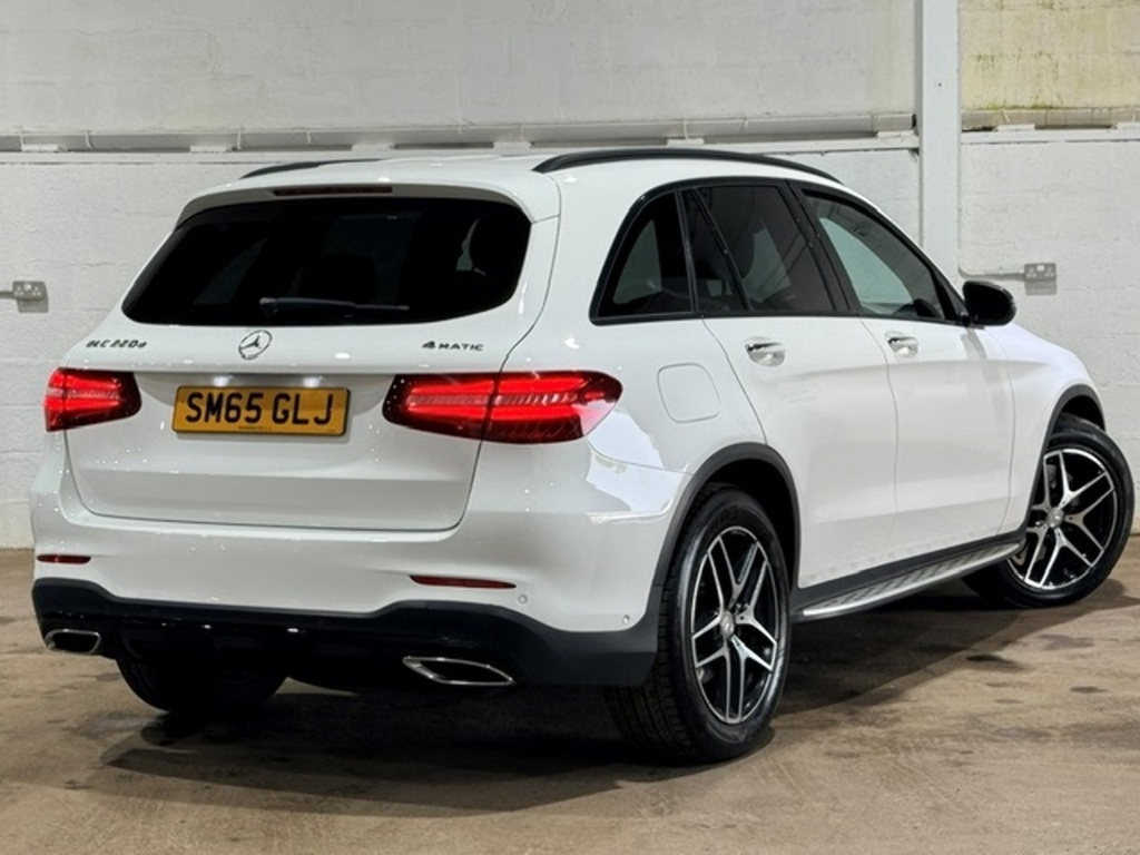 Mercedes-Benz GLC Class Glc 220 D 4Matic Amg Line Premium White #39