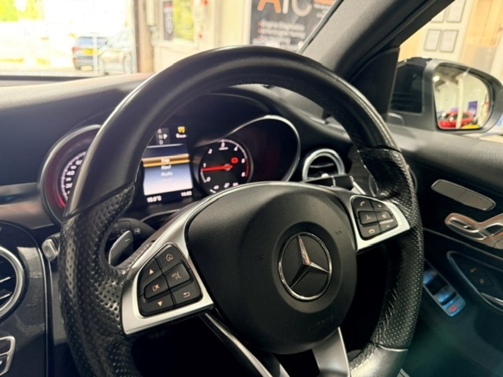 Mercedes-Benz GLC Class Glc 220 D 4Matic Amg Line Premium White #28