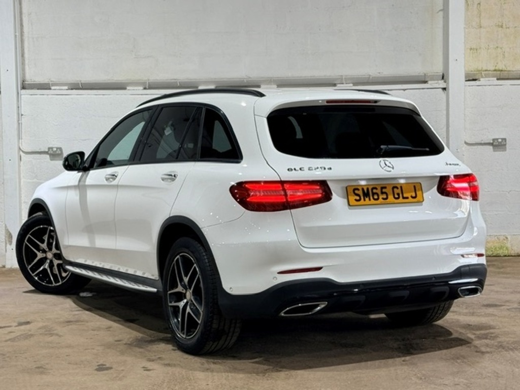 Mercedes-Benz GLC Class Glc 220 D 4Matic Amg Line Premium White #38