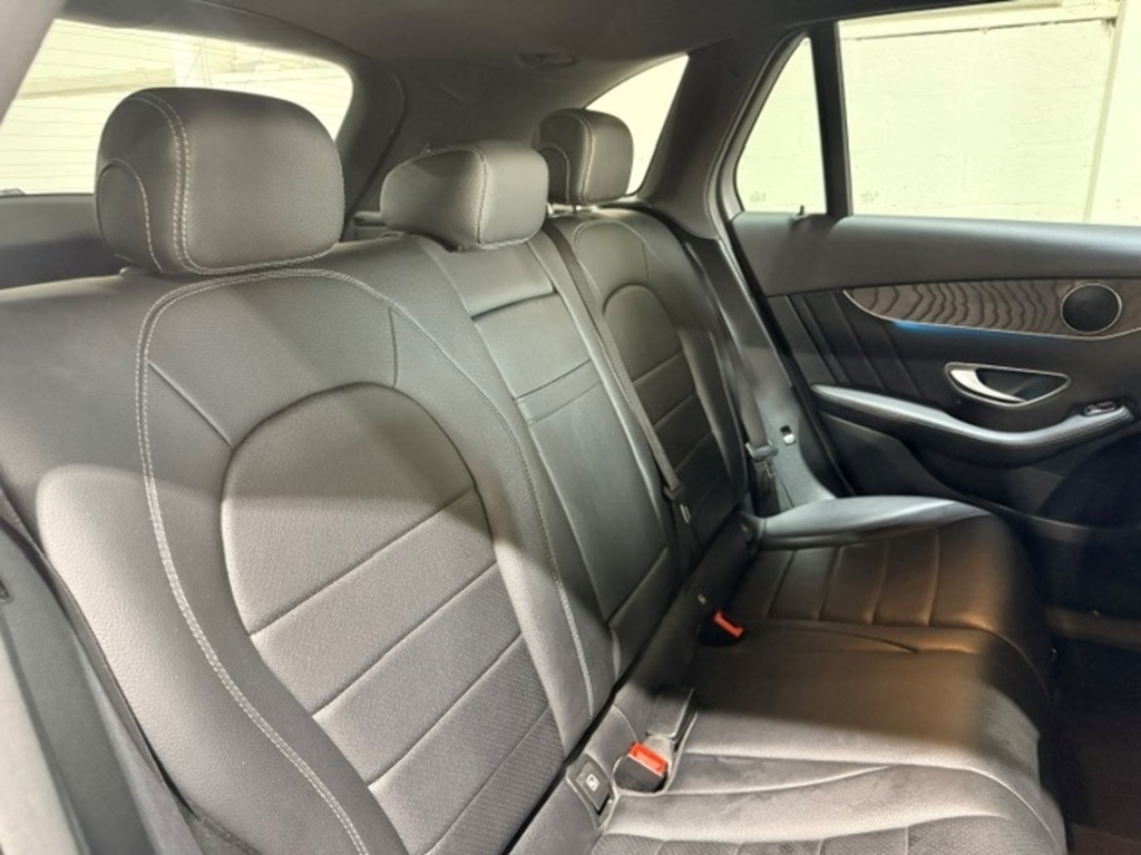 Mercedes-Benz GLC Class Glc 220 D 4Matic Amg Line Premium White #25