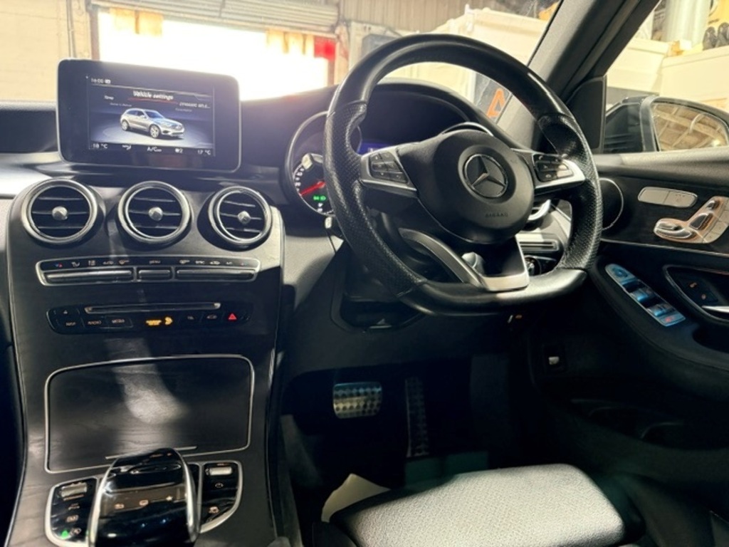 Mercedes-Benz GLC Class Glc 220 D 4Matic Amg Line Premium White #12