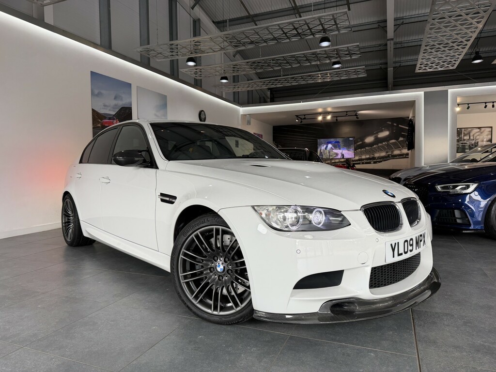 BMW M3 Saloon 4.0 Iv8 2009 White