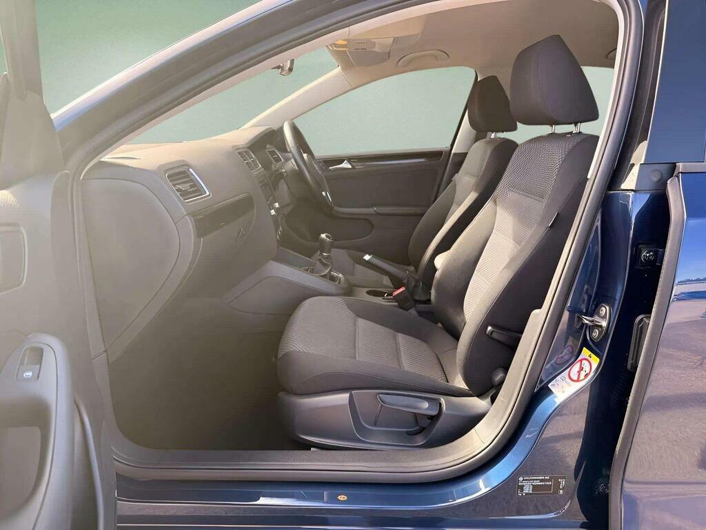 Volkswagen Jetta 2.0 Tdi Se Euro 5 Blue #5