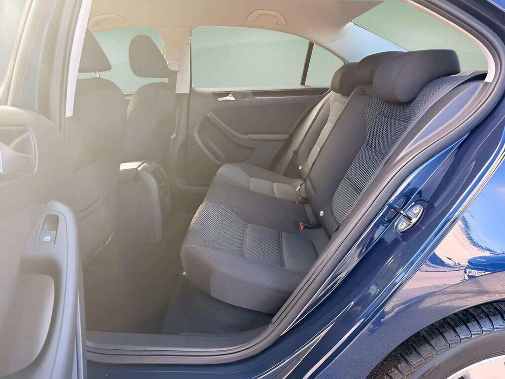 Volkswagen Jetta 2.0 Tdi Se Euro 5 Blue #6