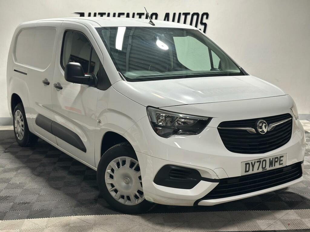 Vauxhall Combo 1.5 Turbo D 2300 Sportive L2 H1 Euro 6 Ss White