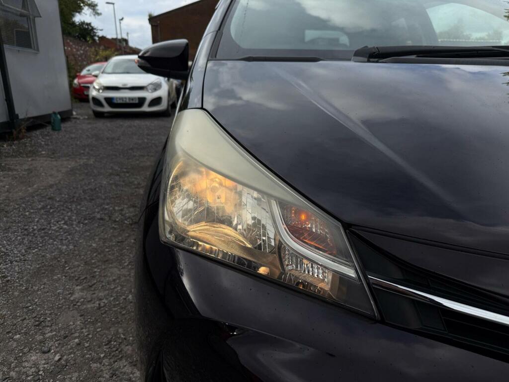 Toyota Vitz Petrol Automatic  #41