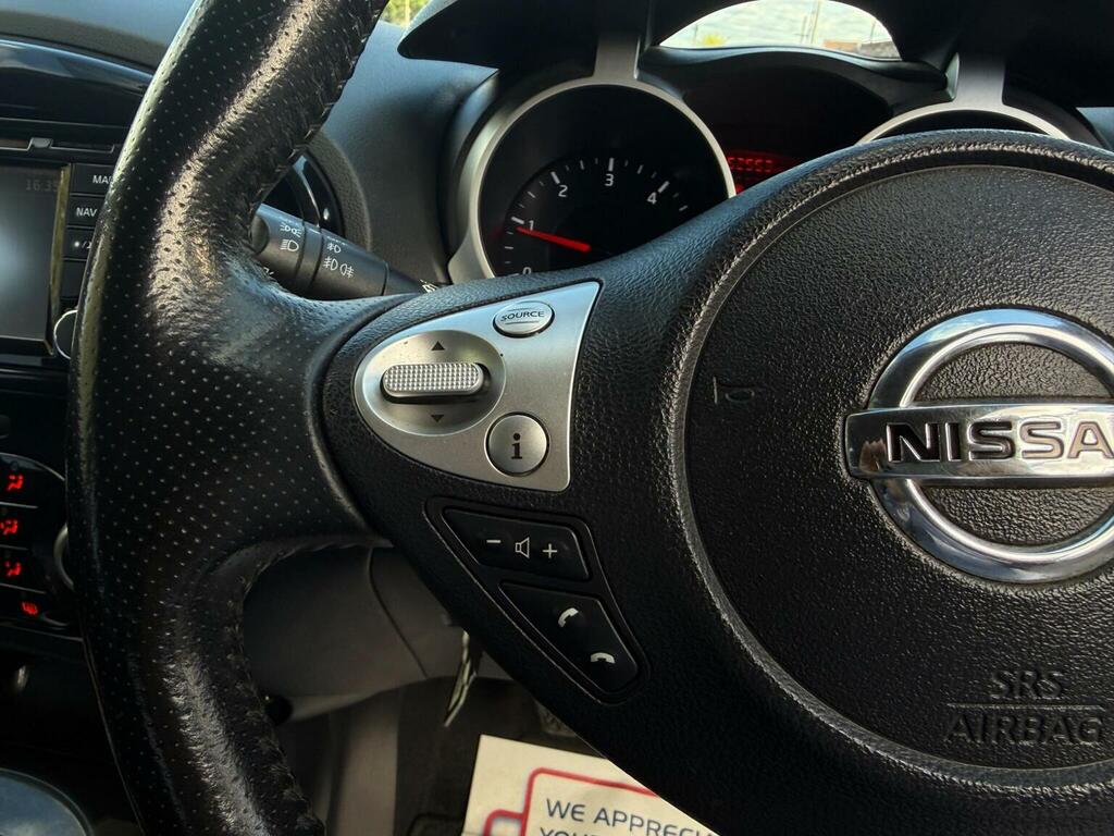Nissan Juke 1.6 Acenta Premium 117 Bhp White #29
