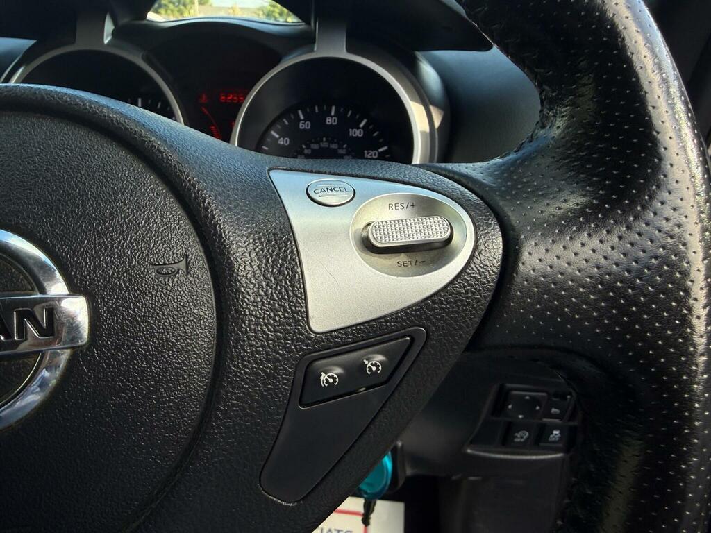 Nissan Juke 1.6 Acenta Premium 117 Bhp White #30