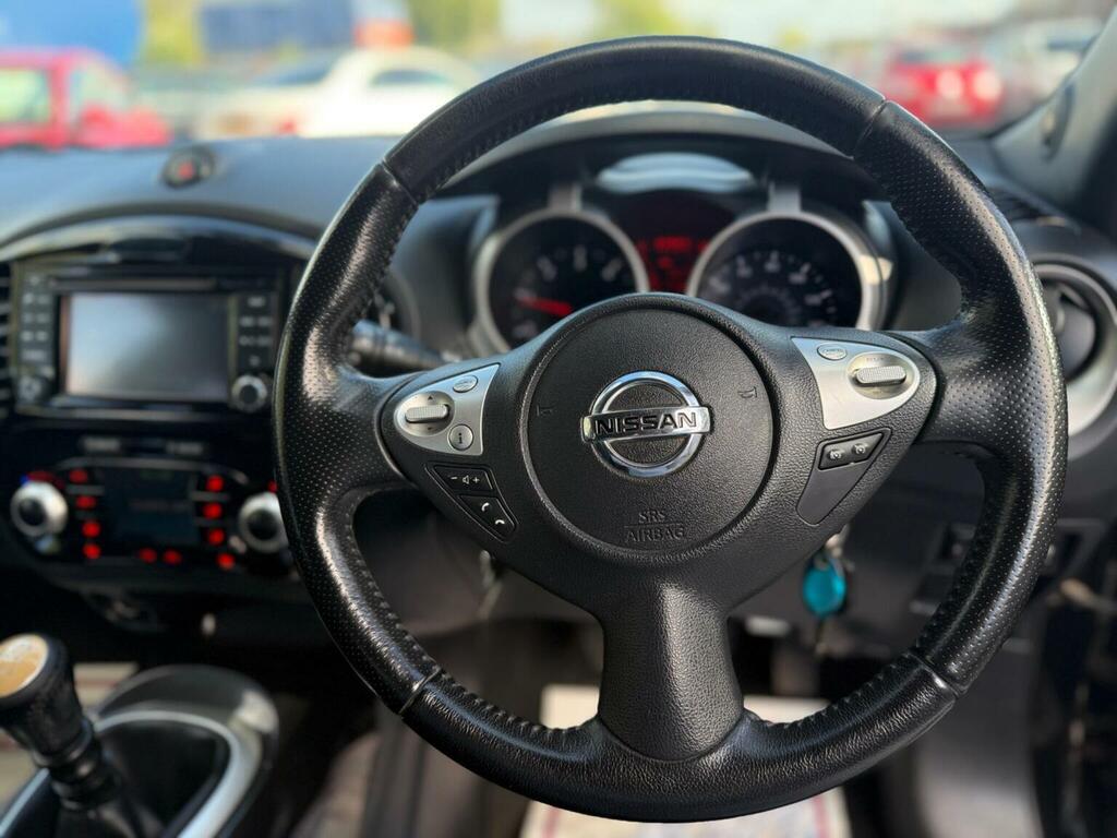 Nissan Juke 1.6 Acenta Premium 117 Bhp White #28