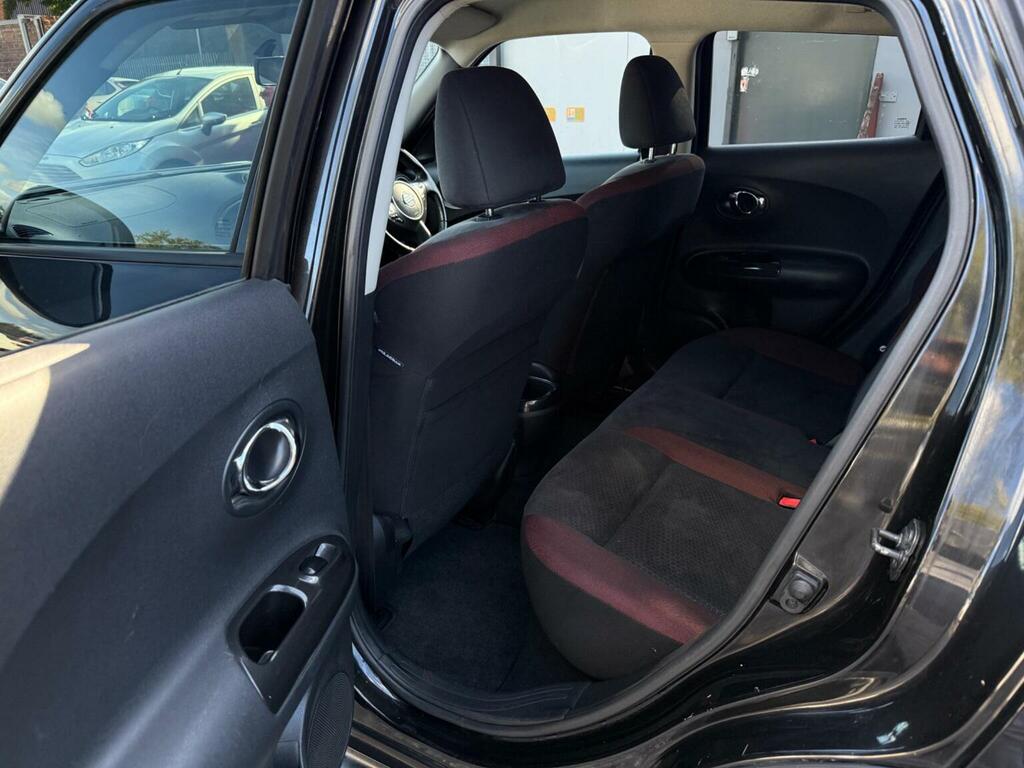 Nissan Juke 1.6 Acenta Premium 117 Bhp White #18