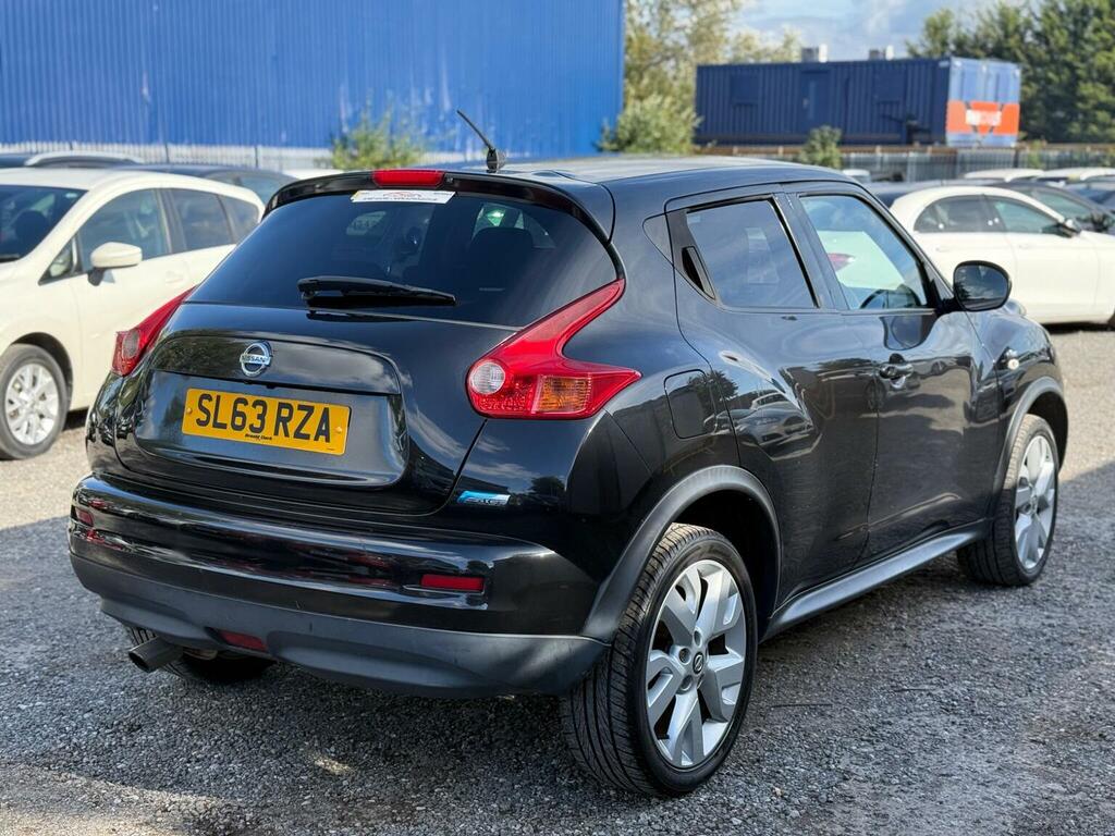 Nissan Juke 1.6 Acenta Premium 117 Bhp White #8
