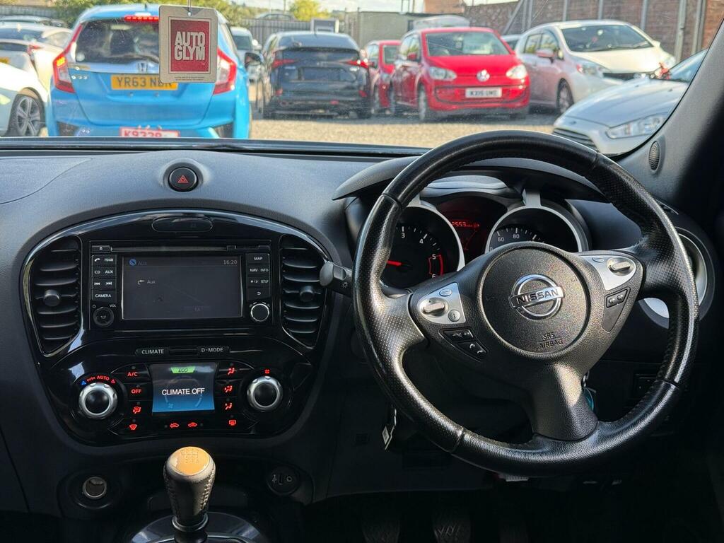 Nissan Juke 1.6 Acenta Premium 117 Bhp White #27