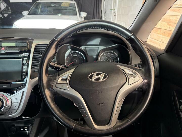 Hyundai Ix20 Mpi Se Silver #45
