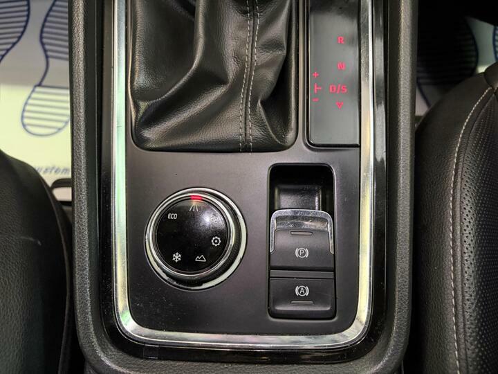 Seat Ateca 2.0 Tdi Xcellence 4Drive Grey #31