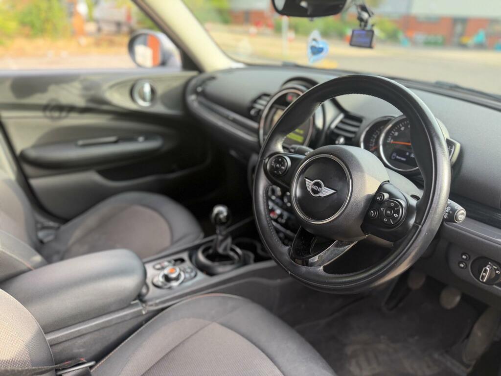 Mini Clubman Cooper Black Red #10