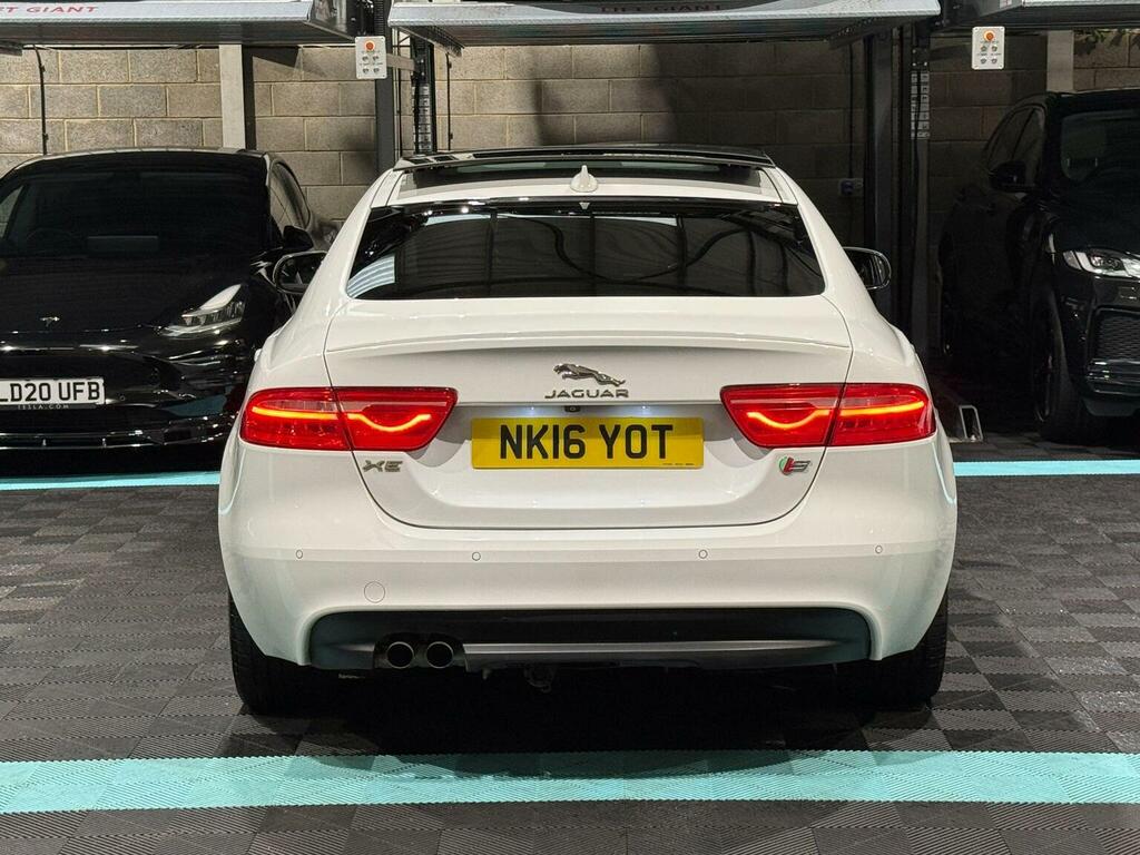 Jaguar XE 2.0D R-sport Euro 6 Ss White #6