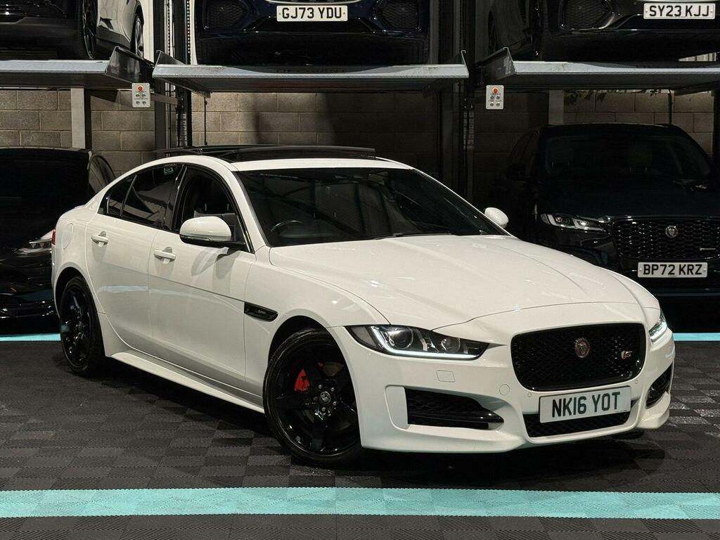 Jaguar XE 2.0D R-sport Euro 6 Ss White